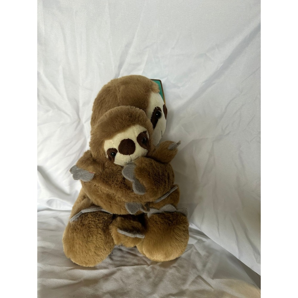 Sloth + baby stuffy